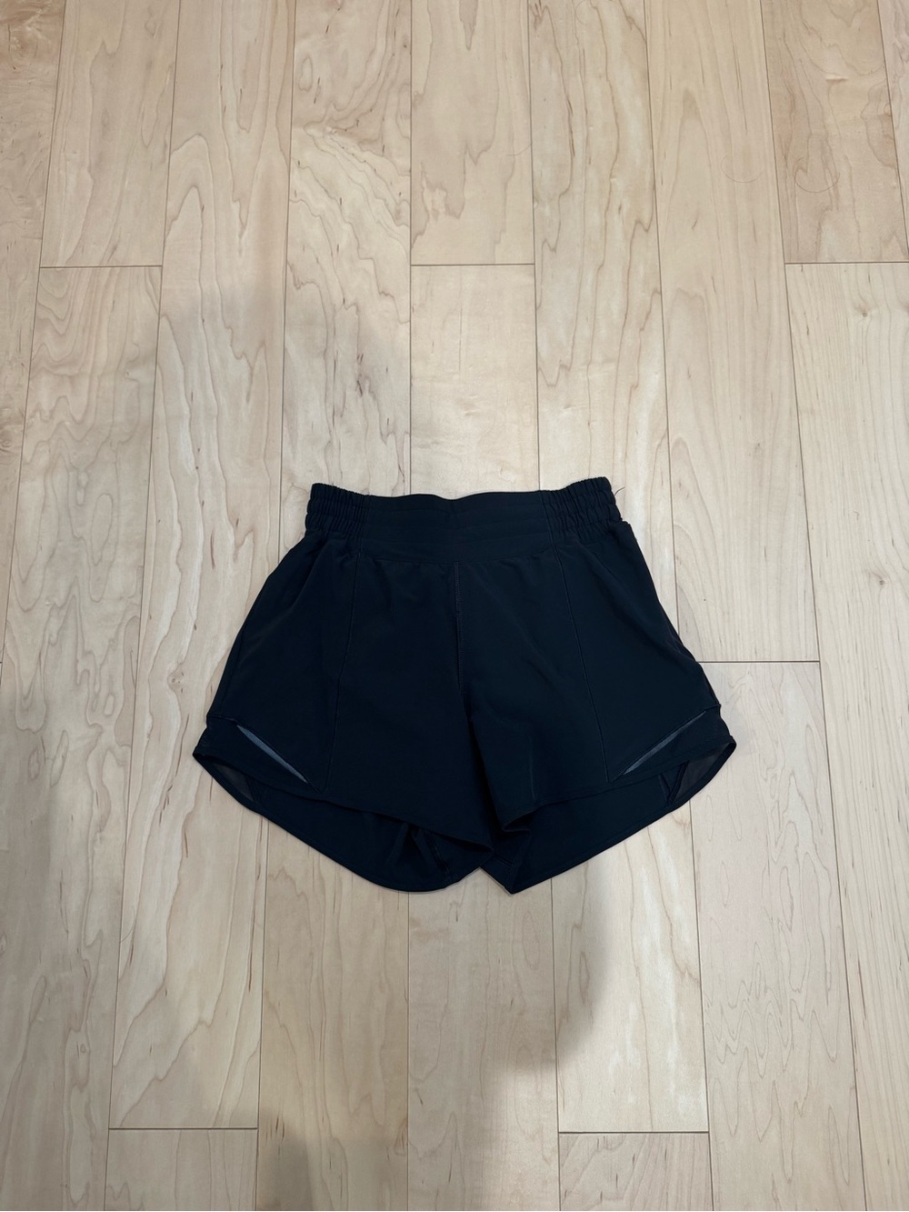 Lululemon hottie hot 4” short